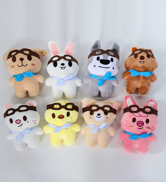 SKZOO PILOT PLUSHIES