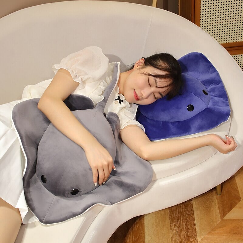 Cuddle Up with Milo & Zara the Adorable Stingray Plushies!