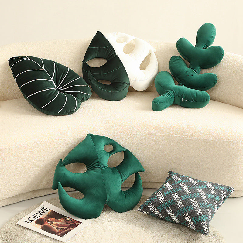 Vibrant Nordic Green Realistic Leaf Plush Pillow
