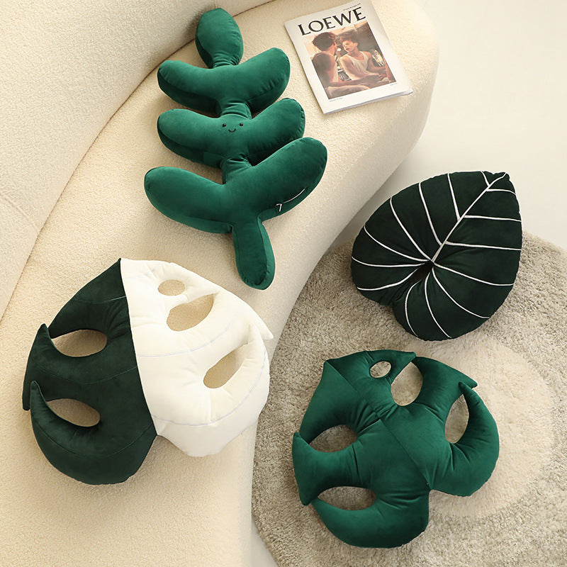Vibrant Nordic Green Realistic Leaf Plush Pillow